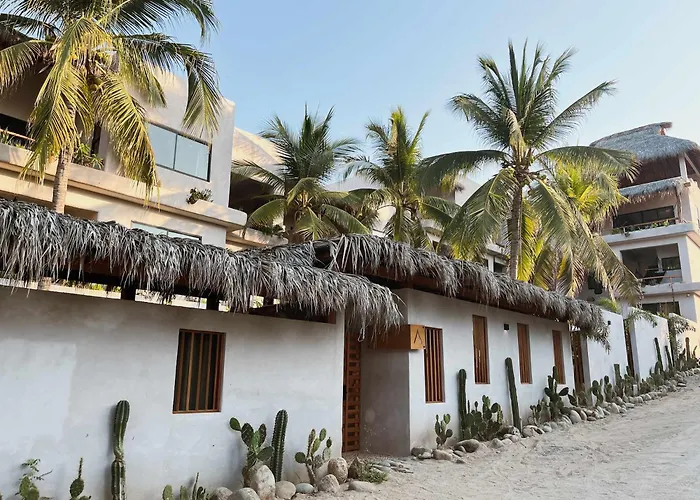 Casa Leah In Zicatela - Luxury Boutique Apartment - With Private Plunge Pool - Steps From The Beach And La Punta - Ac In Bedroom - 8